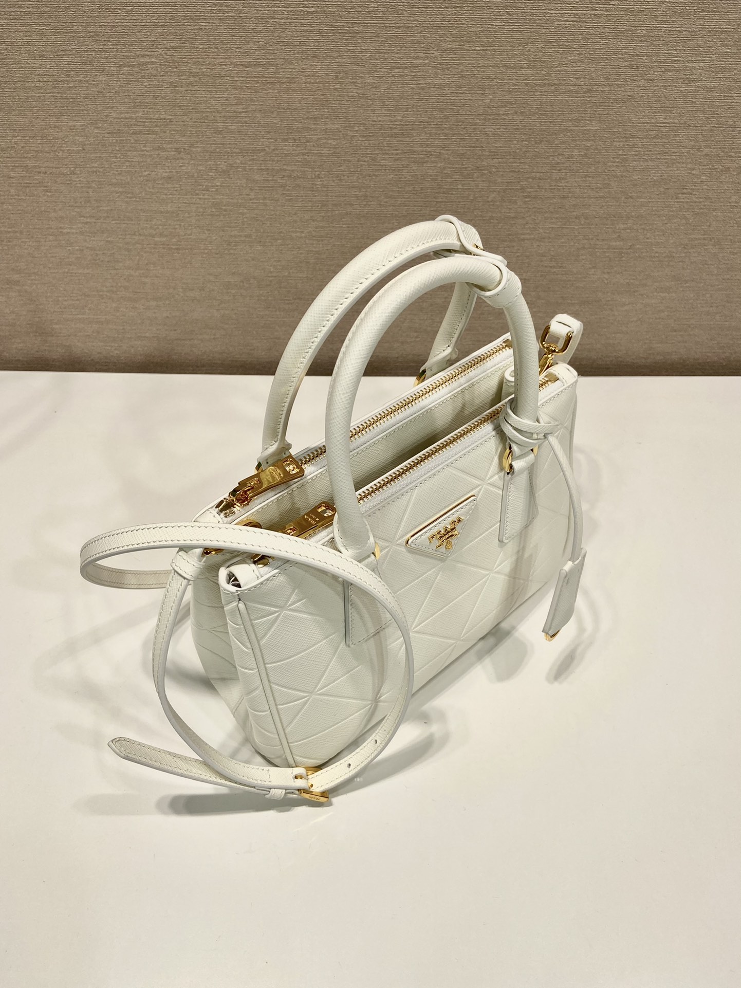 Prada Small Galleria Saffiano Leather Bag Tote Shoulder Bag White 1BA896 